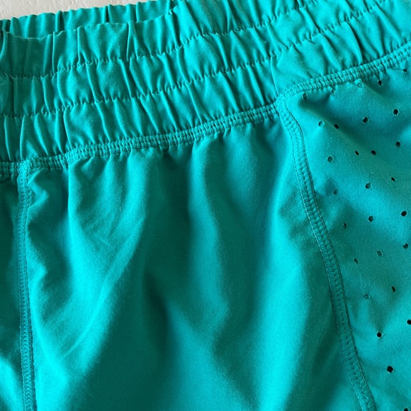 Zella Turquoise Athletic Shorts Women’s | Small - Picture 2 of 4